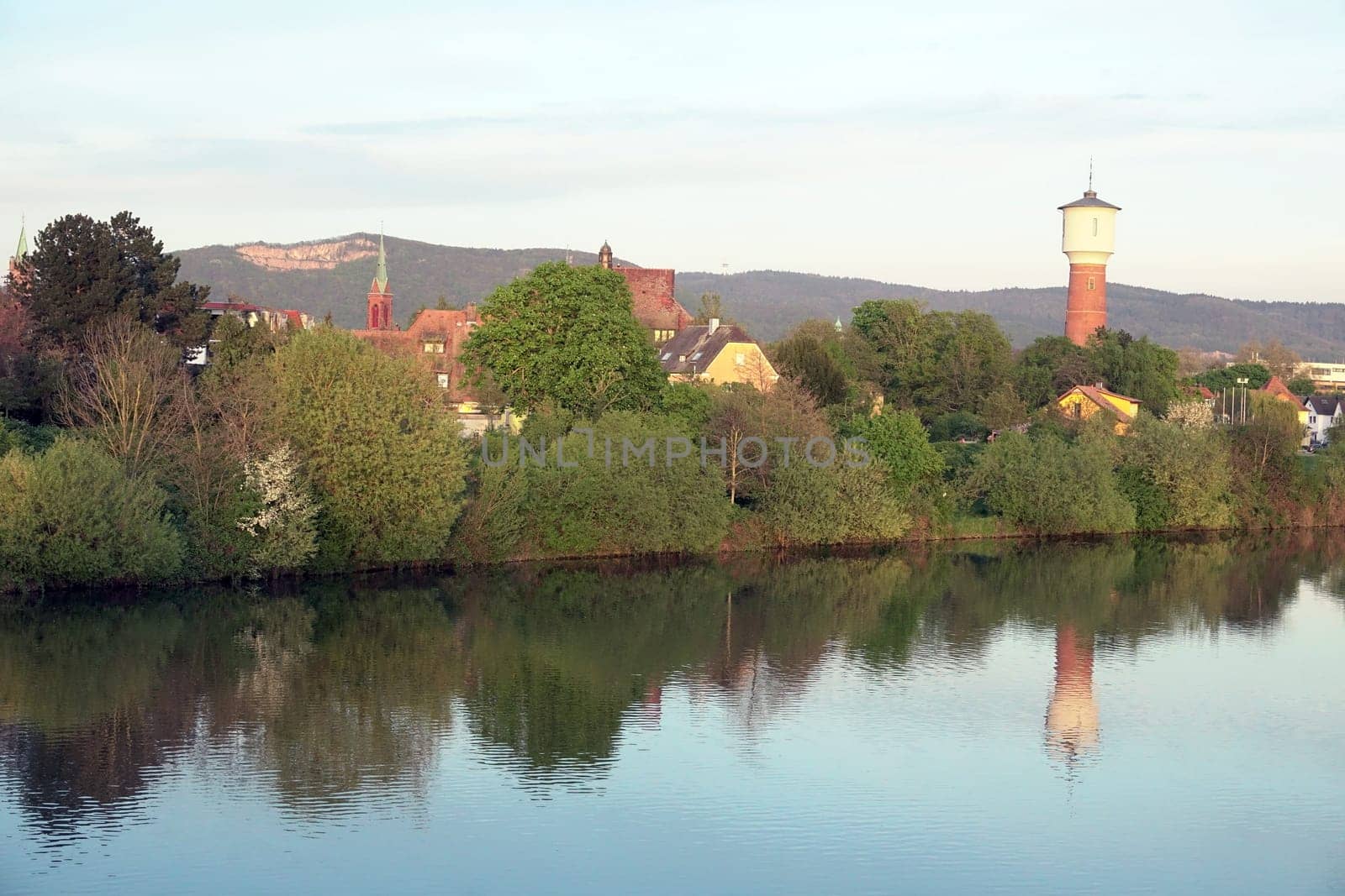 Neckar mit Ladenburg