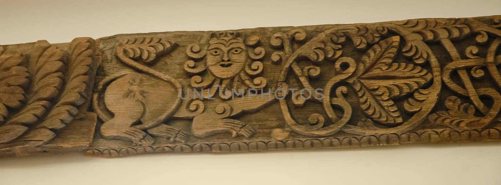 Carving on wood on cash and cantikas. Ancient Russian creativity. Museum of Russian Culture.