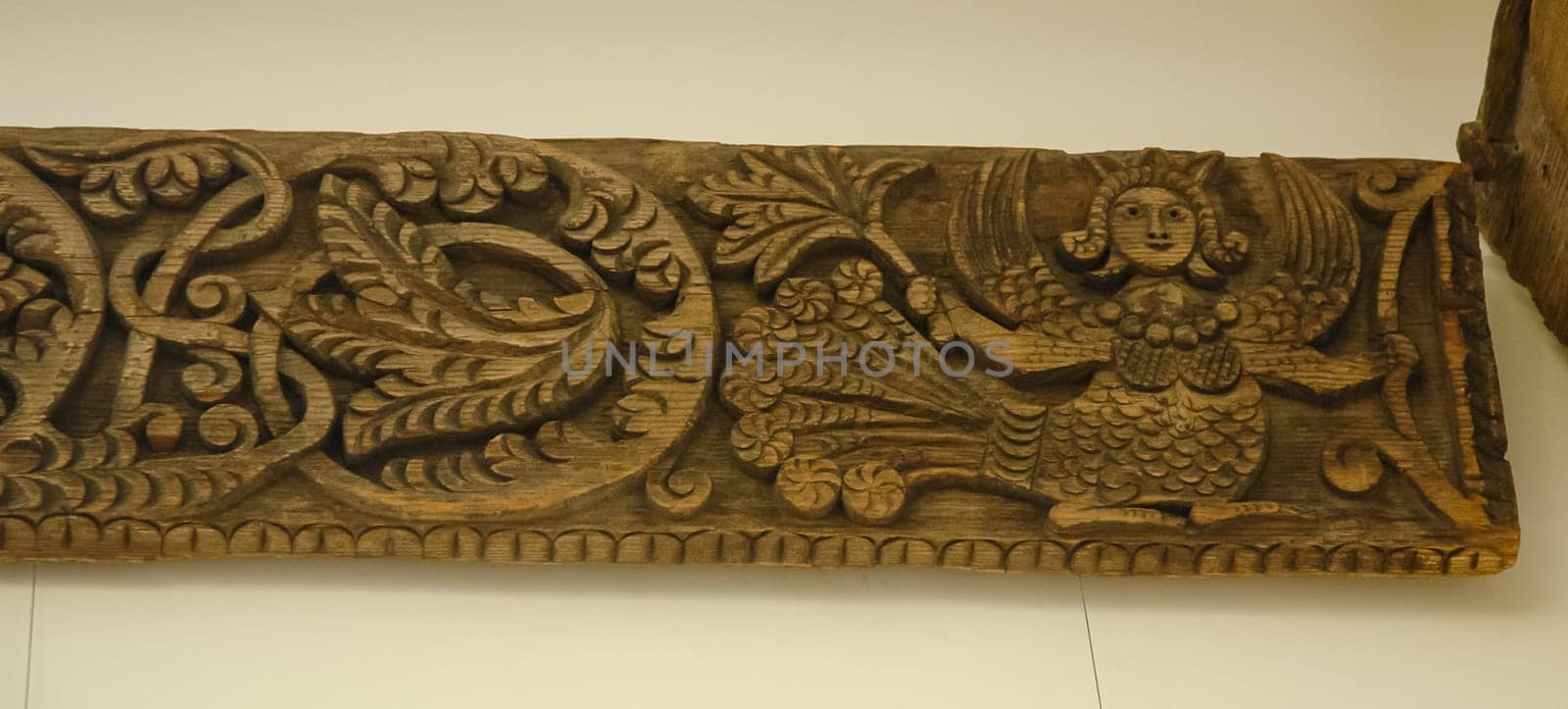 Carving on wood on cash and cantikas. Ancient Russian creativity. Museum of Russian Culture.