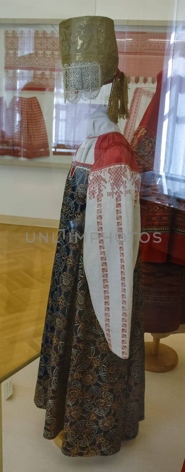 Russian national costume is a woman's suit. Clothes of the peoples of Russia.