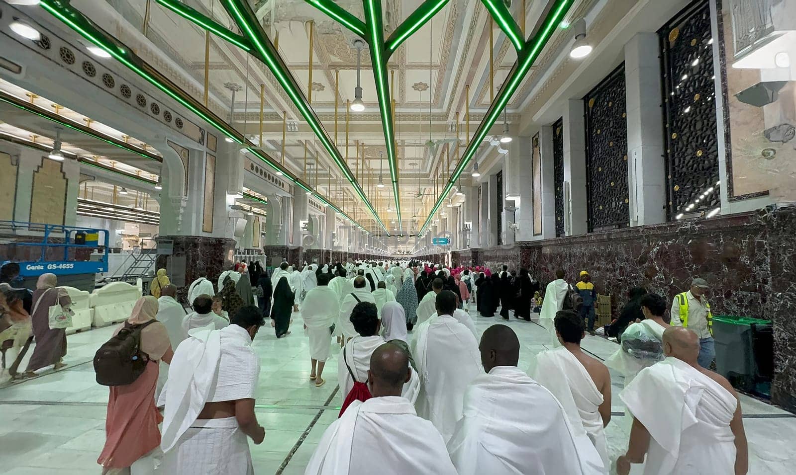 Mecca, Saudi Arabia, May 2 2024: Muslim pilgrims performing Sa'i between Safa and Marwa during Hajj and Umrah in Mecca. A sacred Islamic ritual retracing Hajar's journey, set between two hills near Masjid al-Haram.
