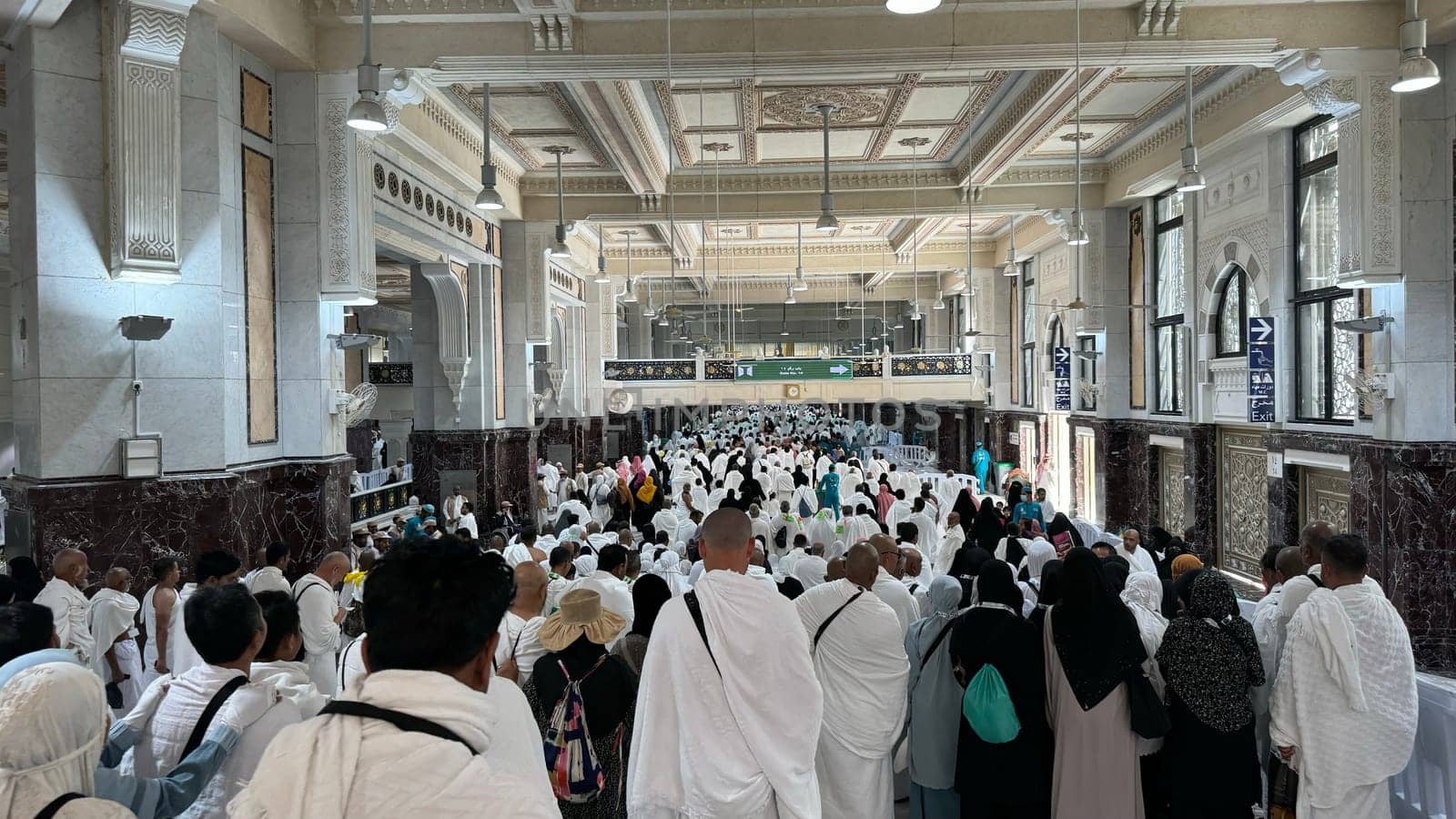 Mecca, Saudi Arabia, May 2 2024: Muslim pilgrims performing Sa'i between Safa and Marwa during Hajj and Umrah in Mecca. A sacred Islamic ritual retracing Hajar's journey, set between two hills near Masjid al-Haram.