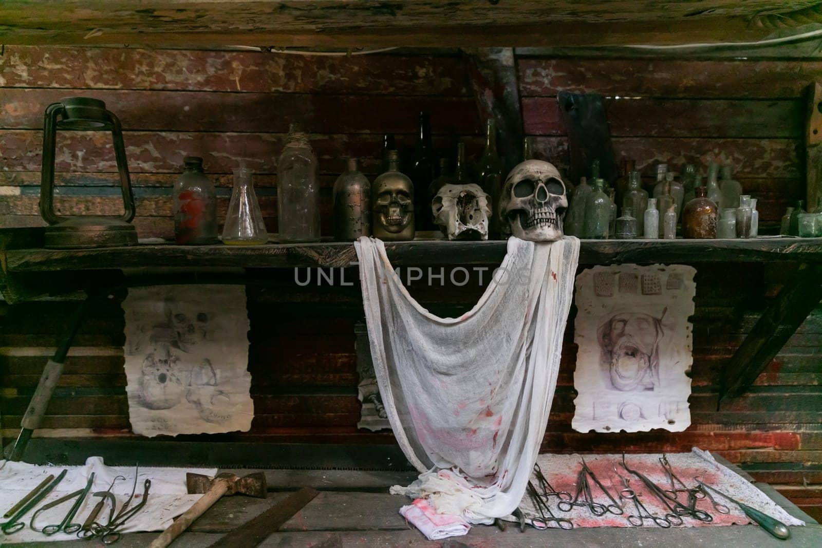 hold and property of an wooden ship