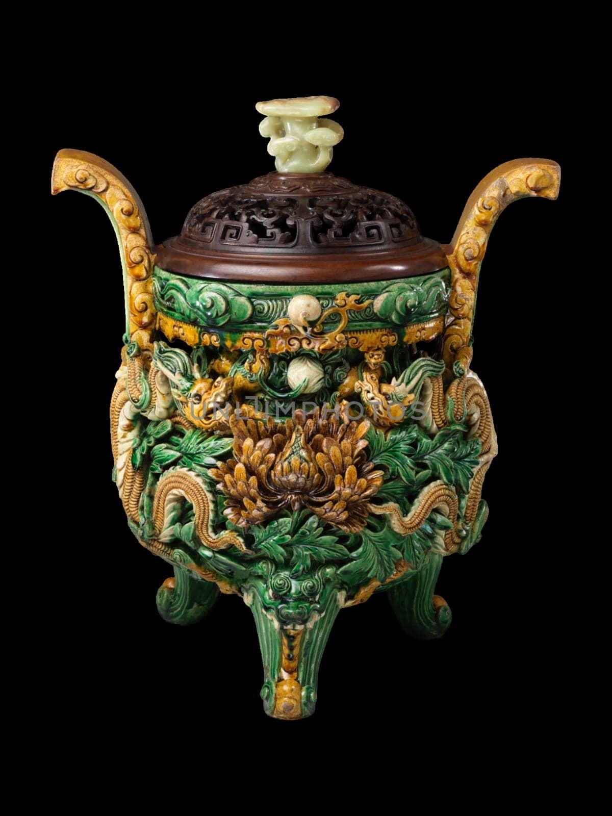 Detailed green and gold glazed ceramic censer from 1512 China. Features intricate carvings and a rich texture, reflecting ancient craftsmanship and spiritual tradition.