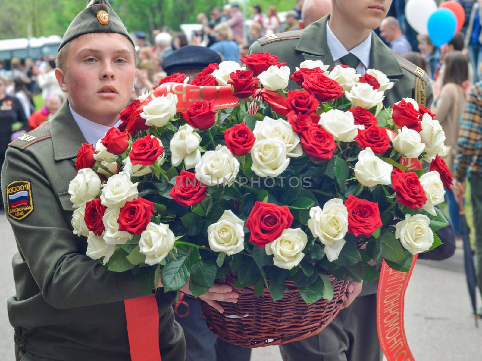 PYATIGORSK, RUSSIA - MAY 09, 2017: Military solders lay flowers to the monument to the fallen soldiers of Second World War