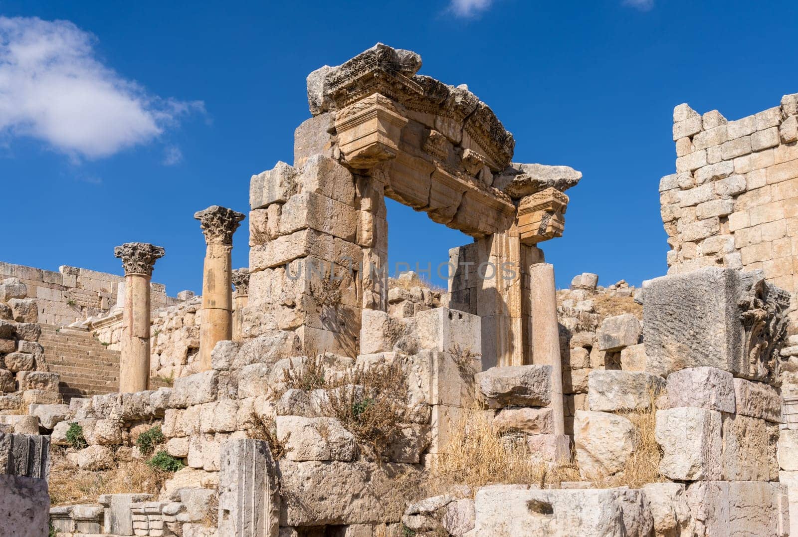 Entrance to the Cathedral complex off Cardo Maximus in Jerash, a Greco-Roman well preserved city in Jordan