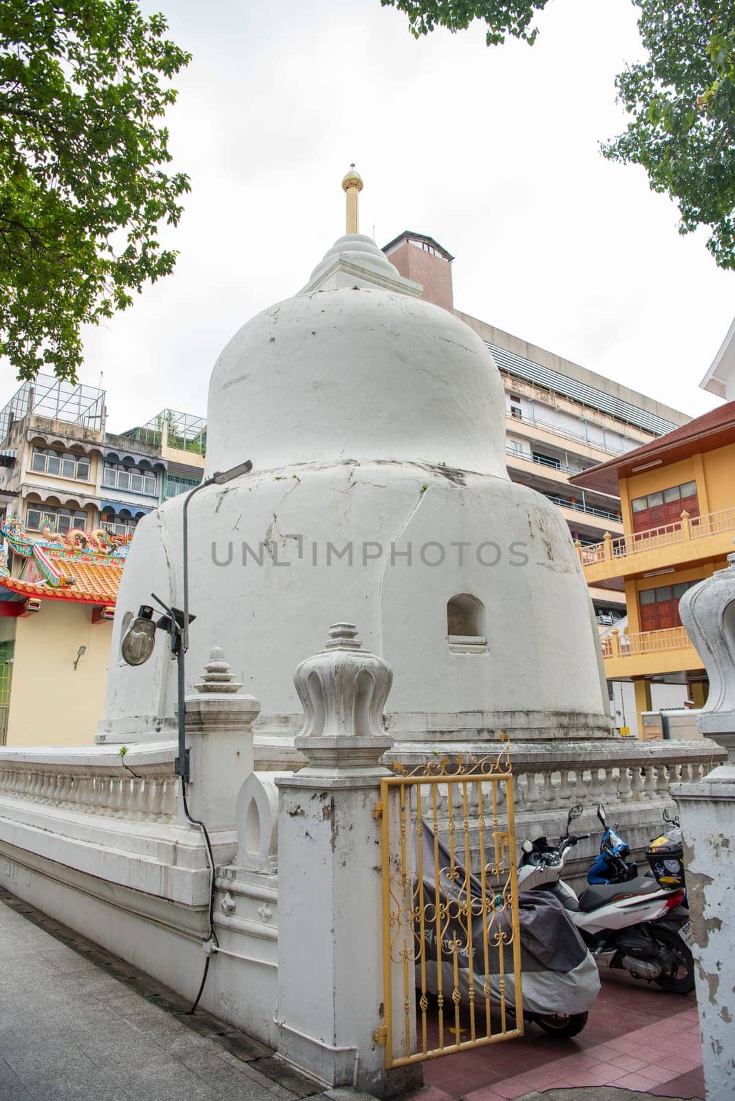 Chedi at Wat Kan Matuyaram in China Town in City of Bangkok in Thailand.  Thailand, Bangkok, November, 5, 2024.