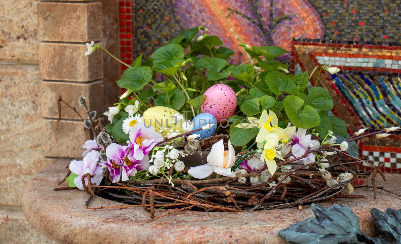 Easter decorations with colored eggs and other elements