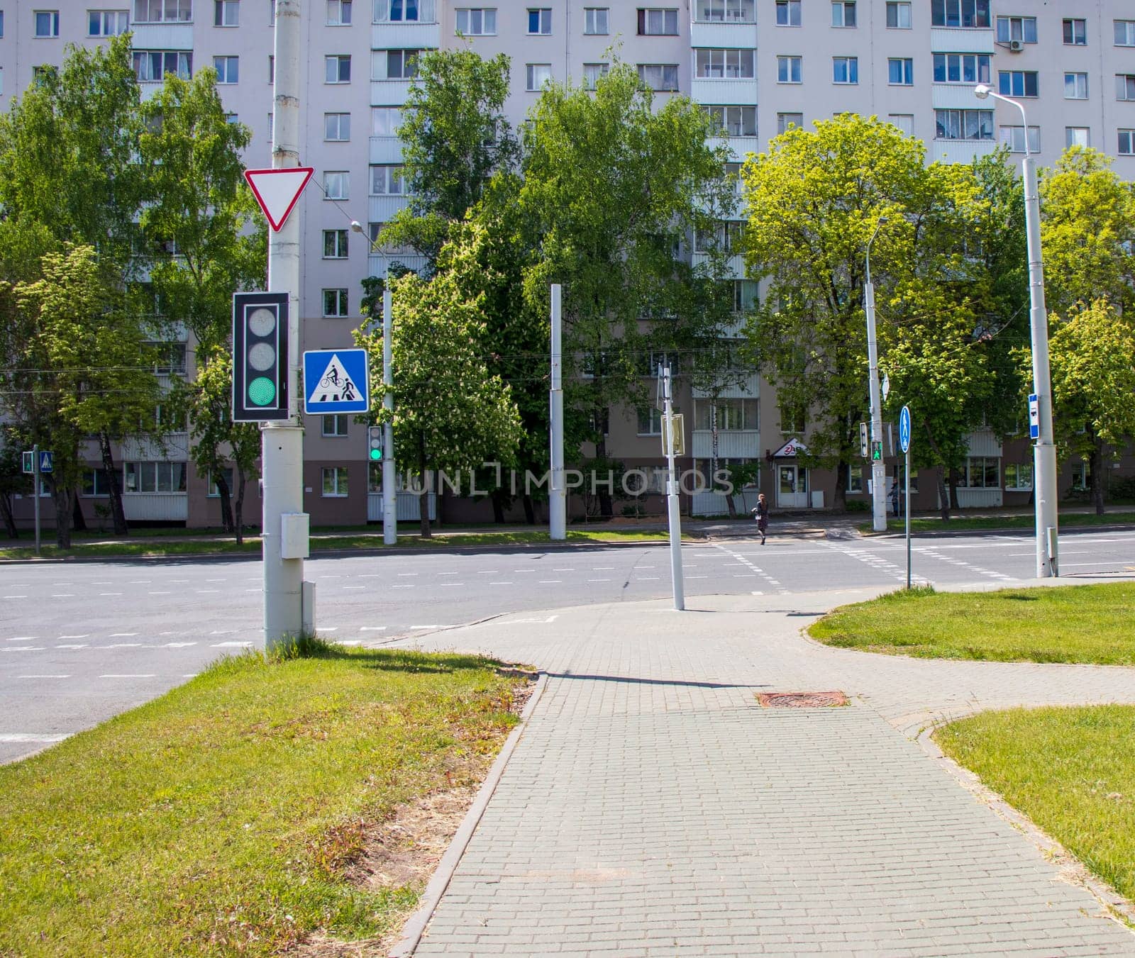 Shot of the signal light at the pedestrian crossing