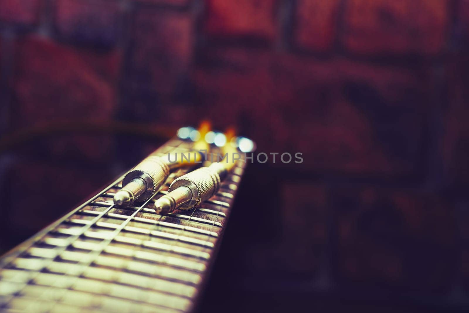 a pad of blank or ruled pages for writing notes on with guitar