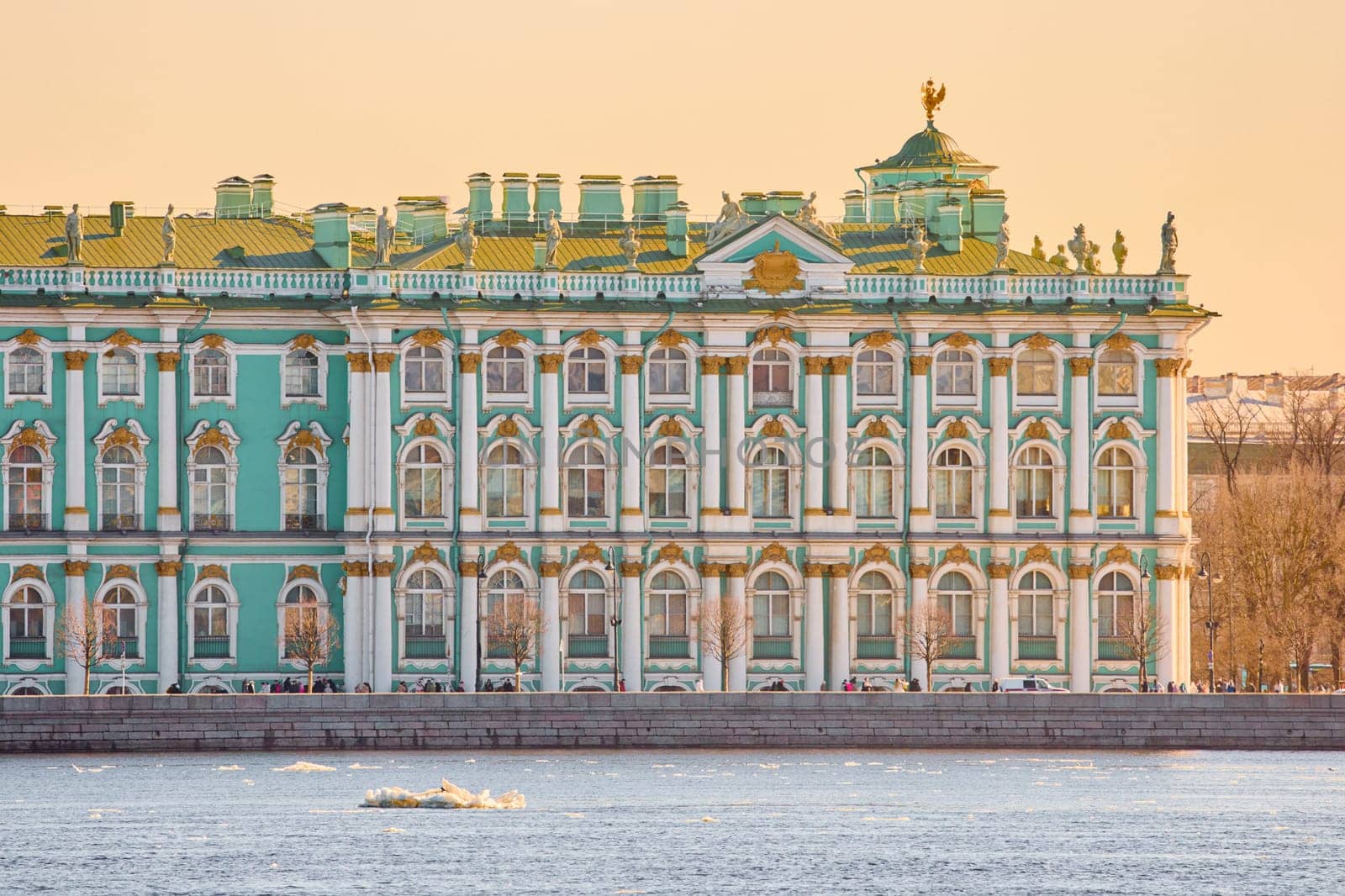 ice drift on the Neva River with a view the Winter Palace. High quality photo