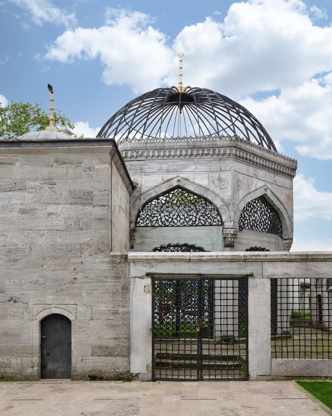 Tomb of Emetullah Rabia Gulnus Valide Sultan attached to Yeni Valide I Mosque, or Yeni Valide Camii, an 18th century Ottoman mosque located in Uskudar district, on the Asian side of Istanbul, Turkey
