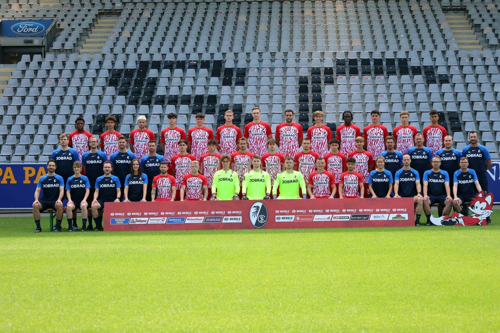 Team photo SC Freiburg II - U23 - Season 2023/24 - Back row (from left to right): Johan Manzambi,Noah Darvich ,Julian Stark,Drew Murray,Alessio Besio,Andreas Vaher,Maximilian Breunig,Hamadi Al Ghaddioui,Oscar Wiklöf,Franci Bouebari,Marco Wörner,Guillaume Furrer,Yann Sturm  Middle row (from left to right): Andreas Birkigt (team doctor),Martin Schweizer (sporting director),Moritz Walther (athletics coach),Felix Roth (liaison coach),Noah Wagner,Jihan Lee,Sandrino Braun,Fabian Rüdlin,Davino Knappe,Gabriel Pellegrino,Felix Allgaier,Thomas Stamm (coach),Uwe Staib (assistant coach),Valentin Vochatzer (assistant coach / video analysis),Frank Kackert (goalkeeper coach)  Front row (from left to right): Nikos Karvouniaris (team doctor),Lisa Bode (team doctor),Hubert Mahler (Head of Medicine & Athletics),Thea Löffler (Team Manager),Patrick Lienhard,Philip Fahrner,Jaaso Jantunen,Niklas Sauter,Laurin Mack,Alexander Lungwitz,Mika Baur,Larissa Kern (physiotherapist),Marc Klingenstein (physiotherapist),Dominik Schelb (team organiser),Hendrik Michel (kit manager)