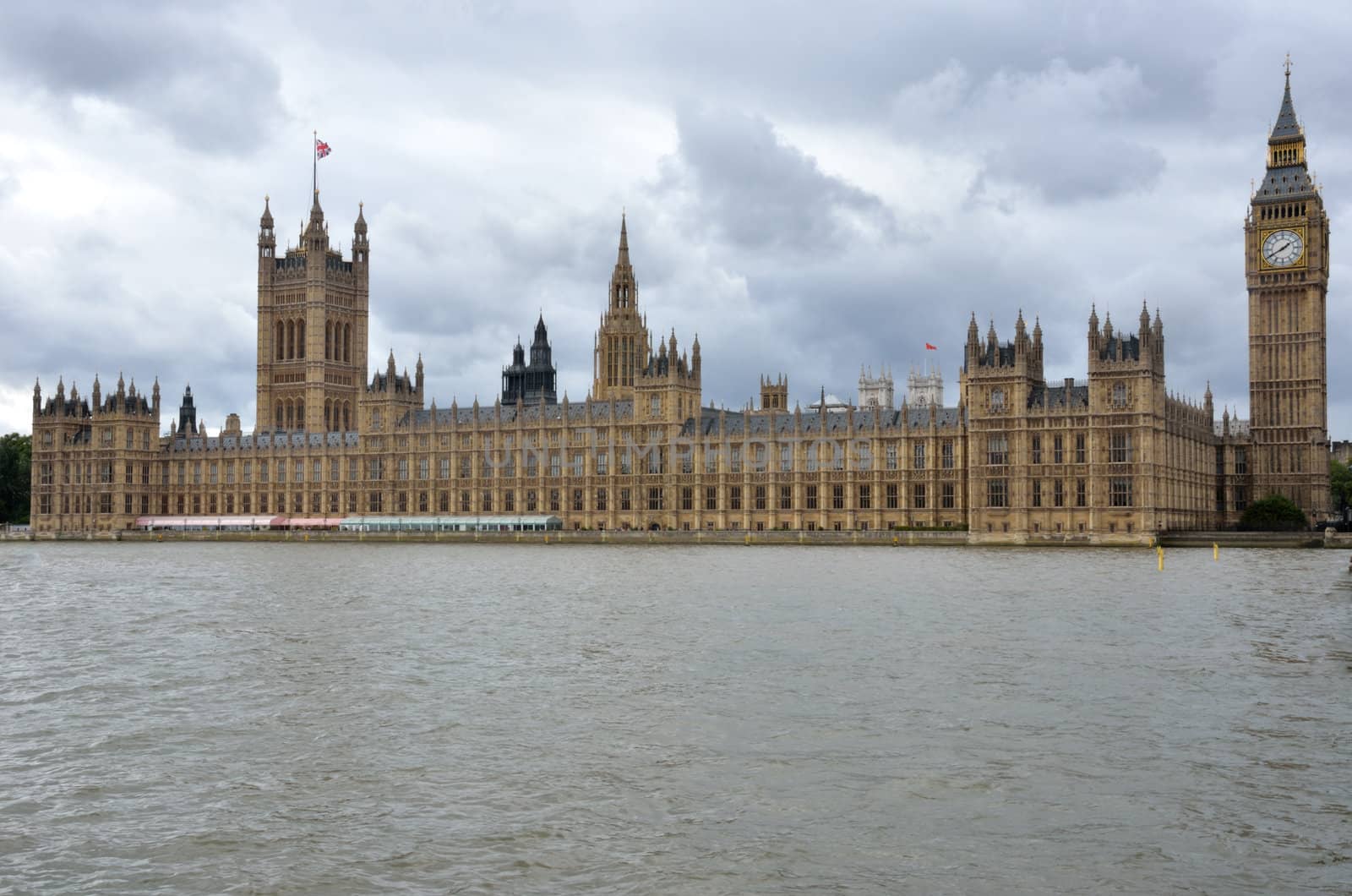 Houses of Parliament with Thames by pauws99