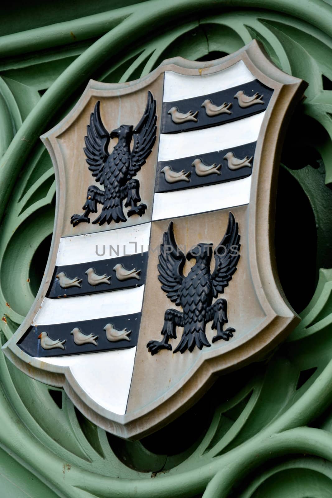 detail of heraldic shield of lambeth bridge