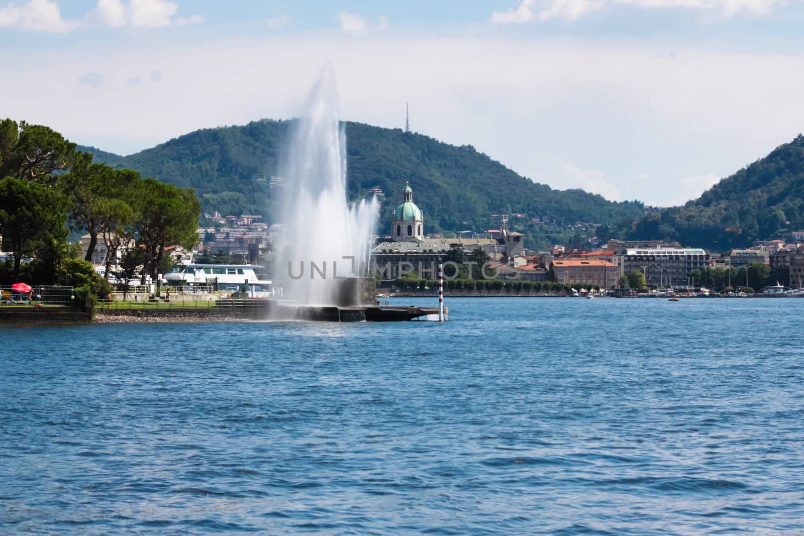 Beautiful fountain in Como city (Italy)  by RTsubin