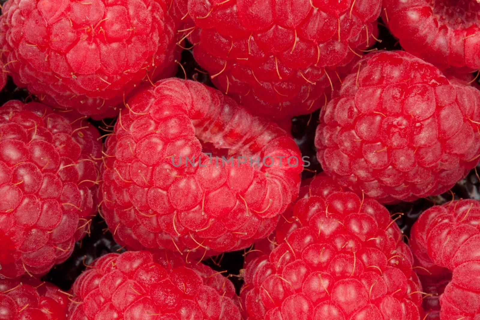 Heap of raspberry by Wavebreakmedia