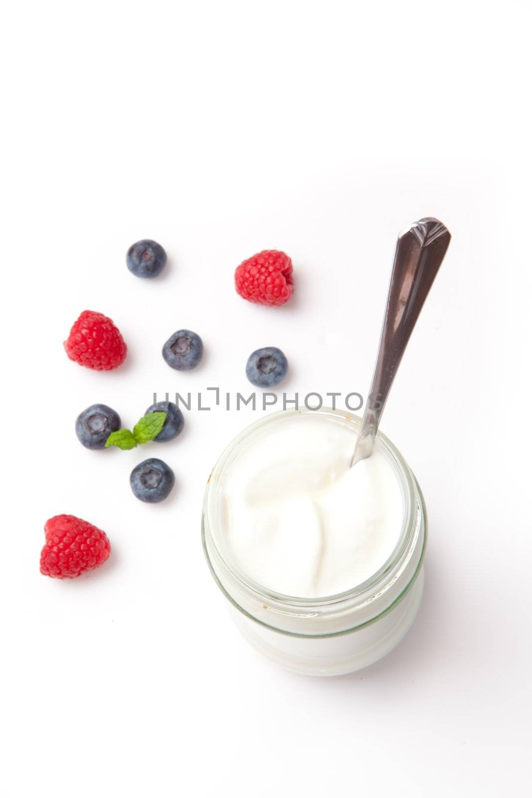 Yogurt and berries by Wavebreakmedia