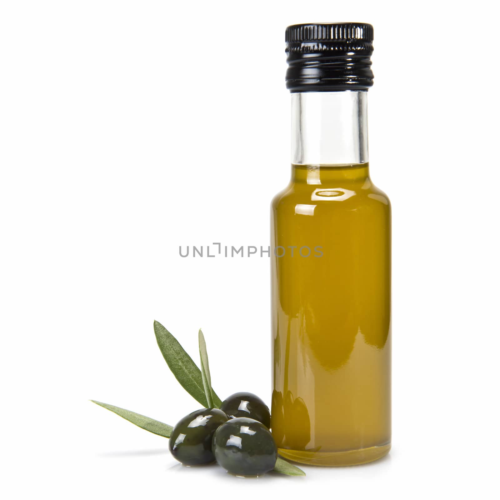 Premium olive oil and beautiful olives by angelsimon