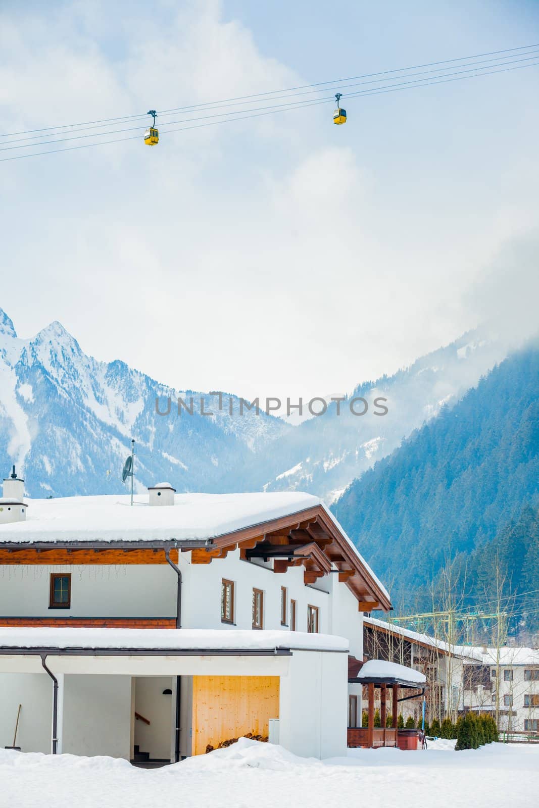 Winter scenic holiday house in austrian alps