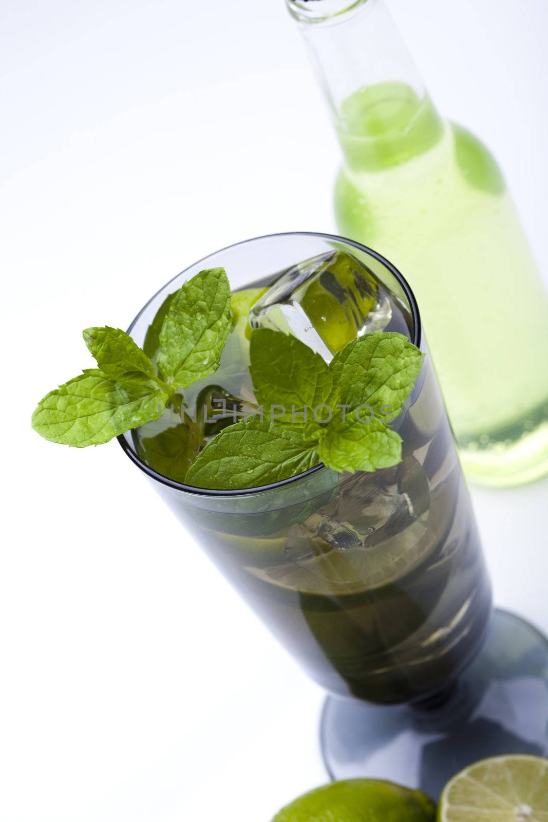 Fresh mojito drink by JanPietruszka