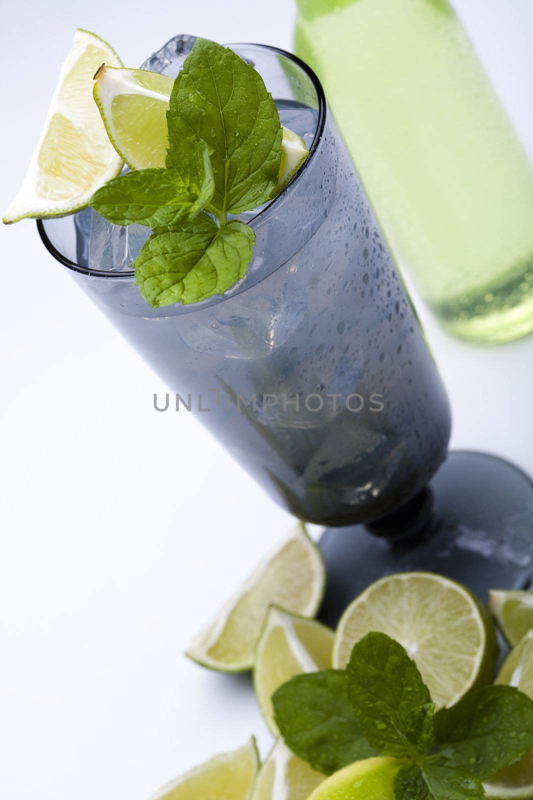 Fresh mojito drink by JanPietruszka