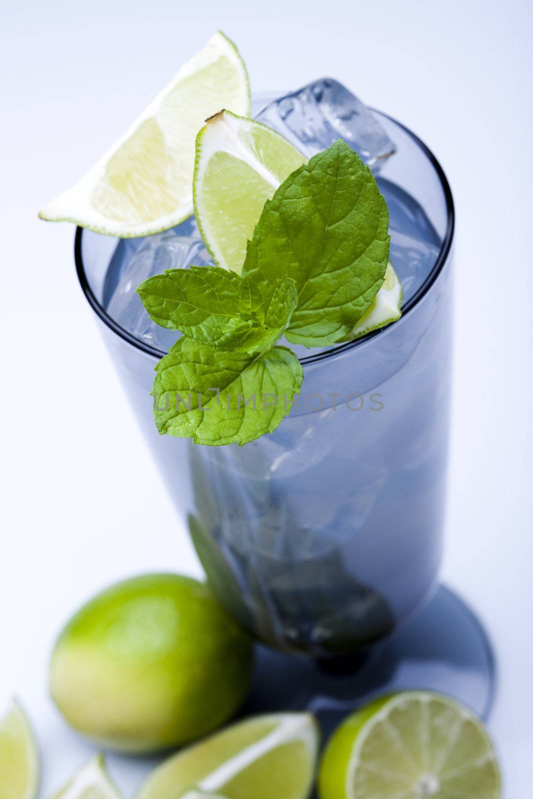 Fresh mojito drink by JanPietruszka