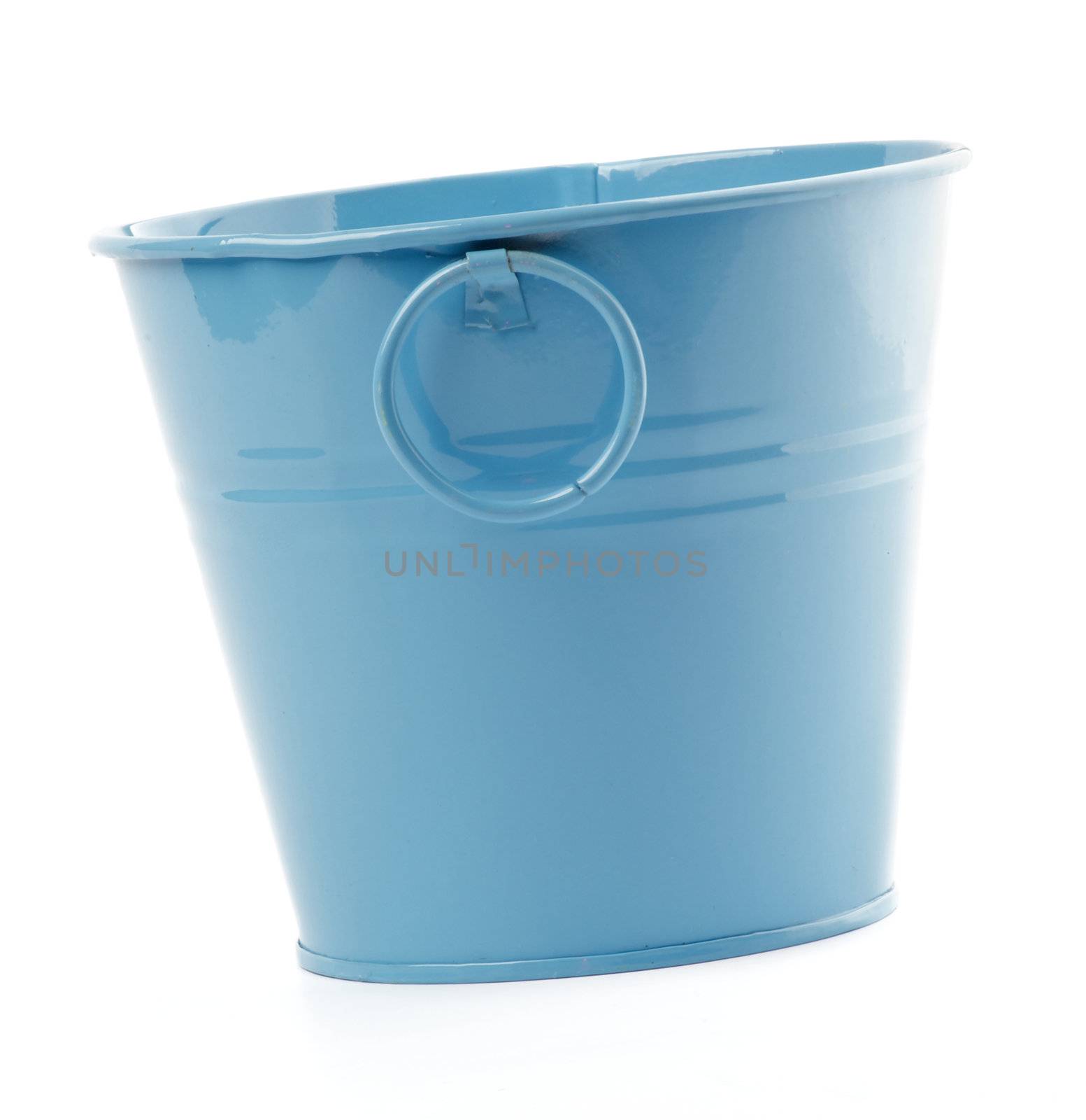 Blue Bucket by zhekos