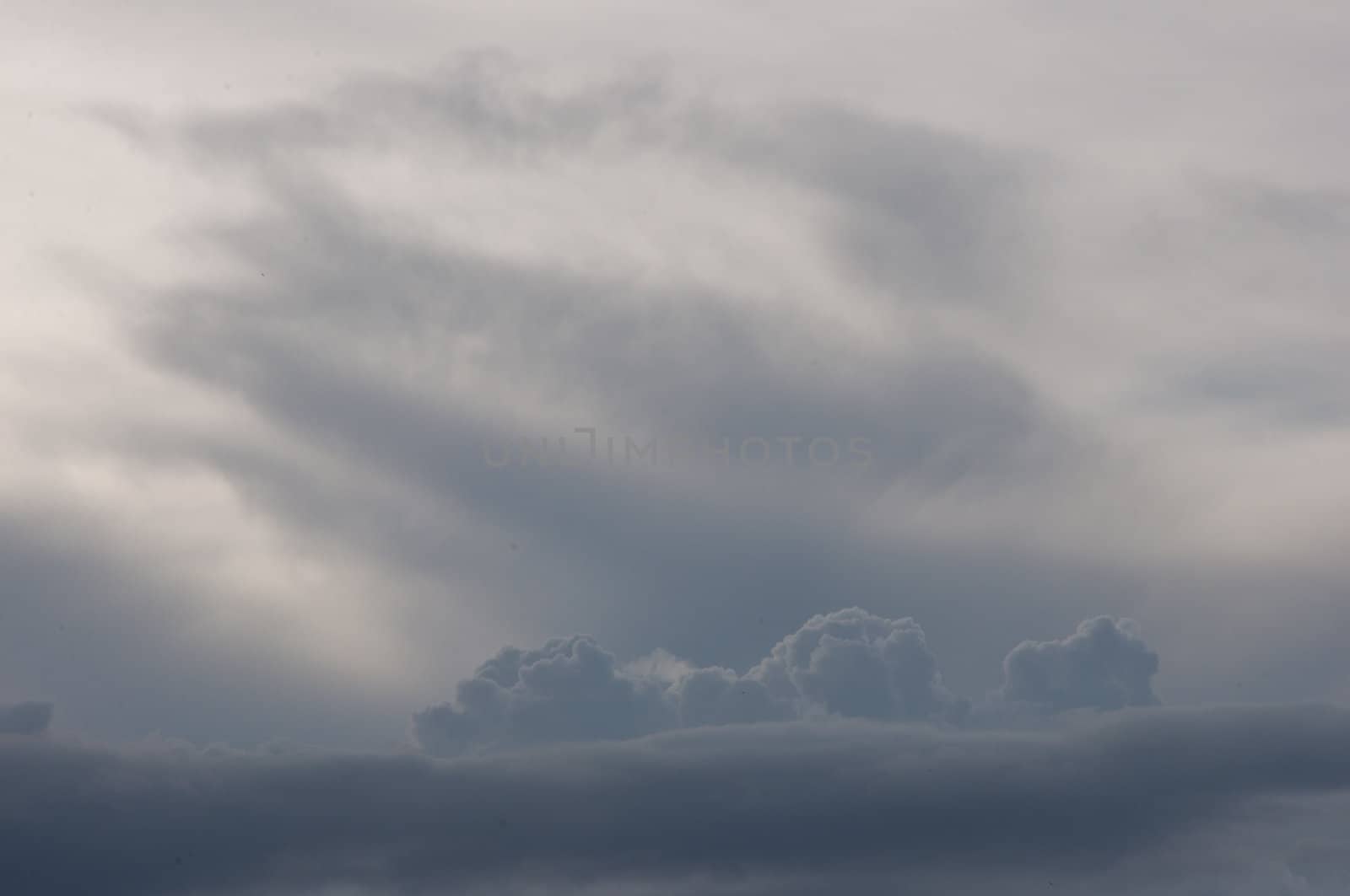 cloud on sky by ngarare