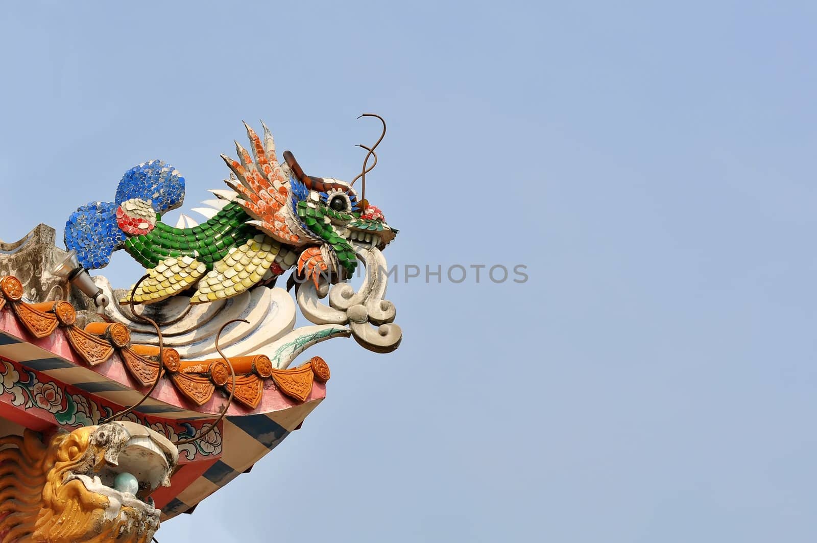 Chinese style dragon statue in Chinese temple