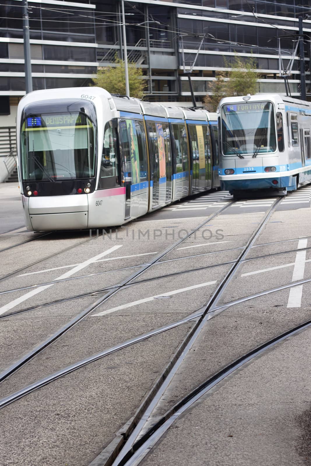 Two modern trams in Grenoble, France







&amp;lt;span&amp;gt;Click to edit&amp;lt;/span&amp;gt;