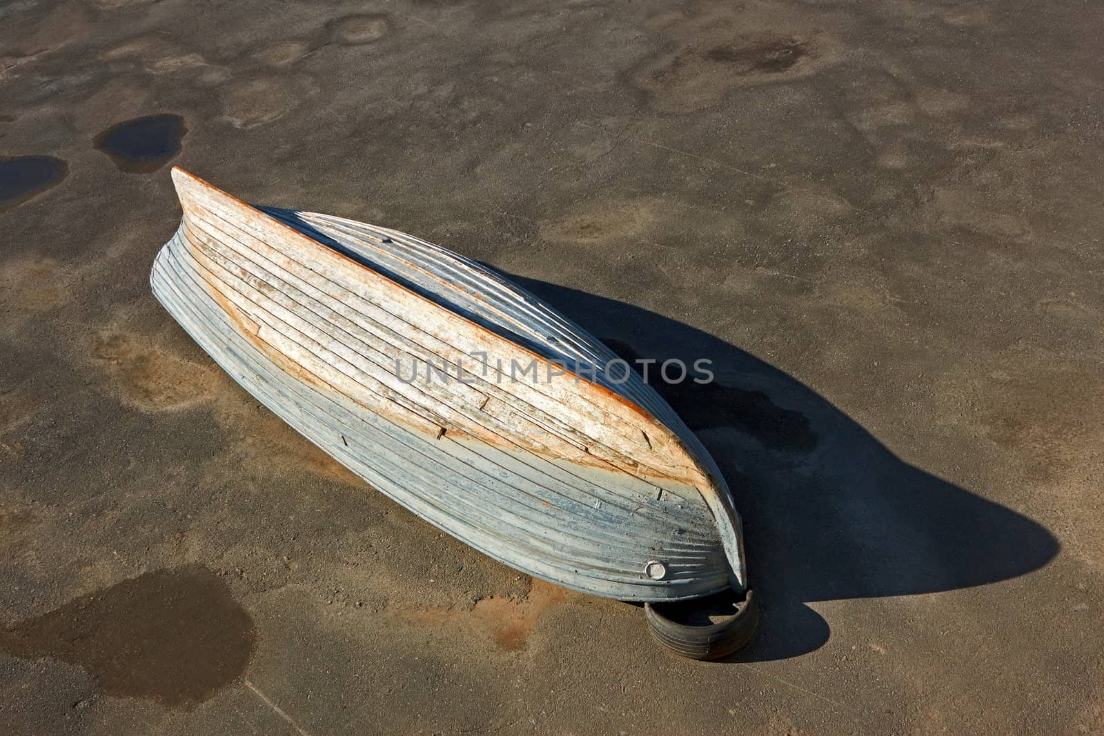 Wooden boat inverted bottom up by qiiip