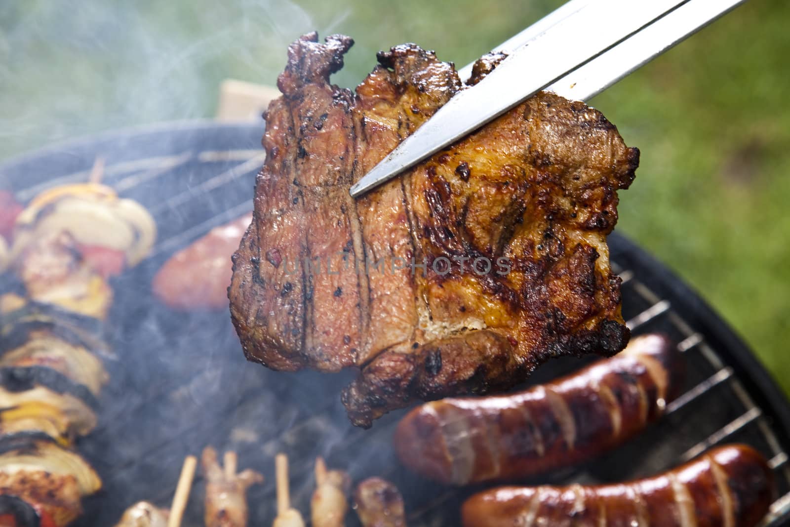Grilling time, Grill