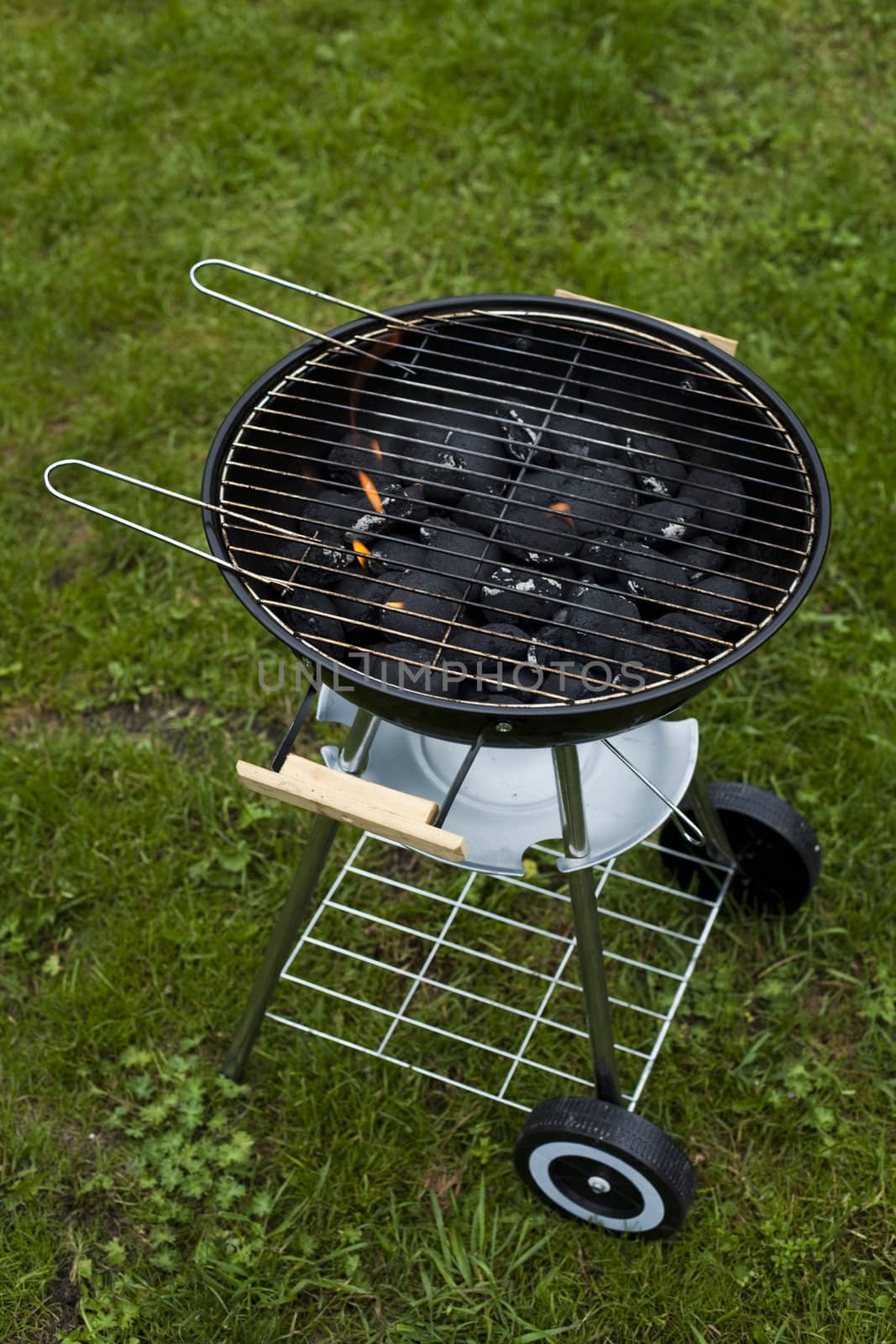 Grilling time, Grill