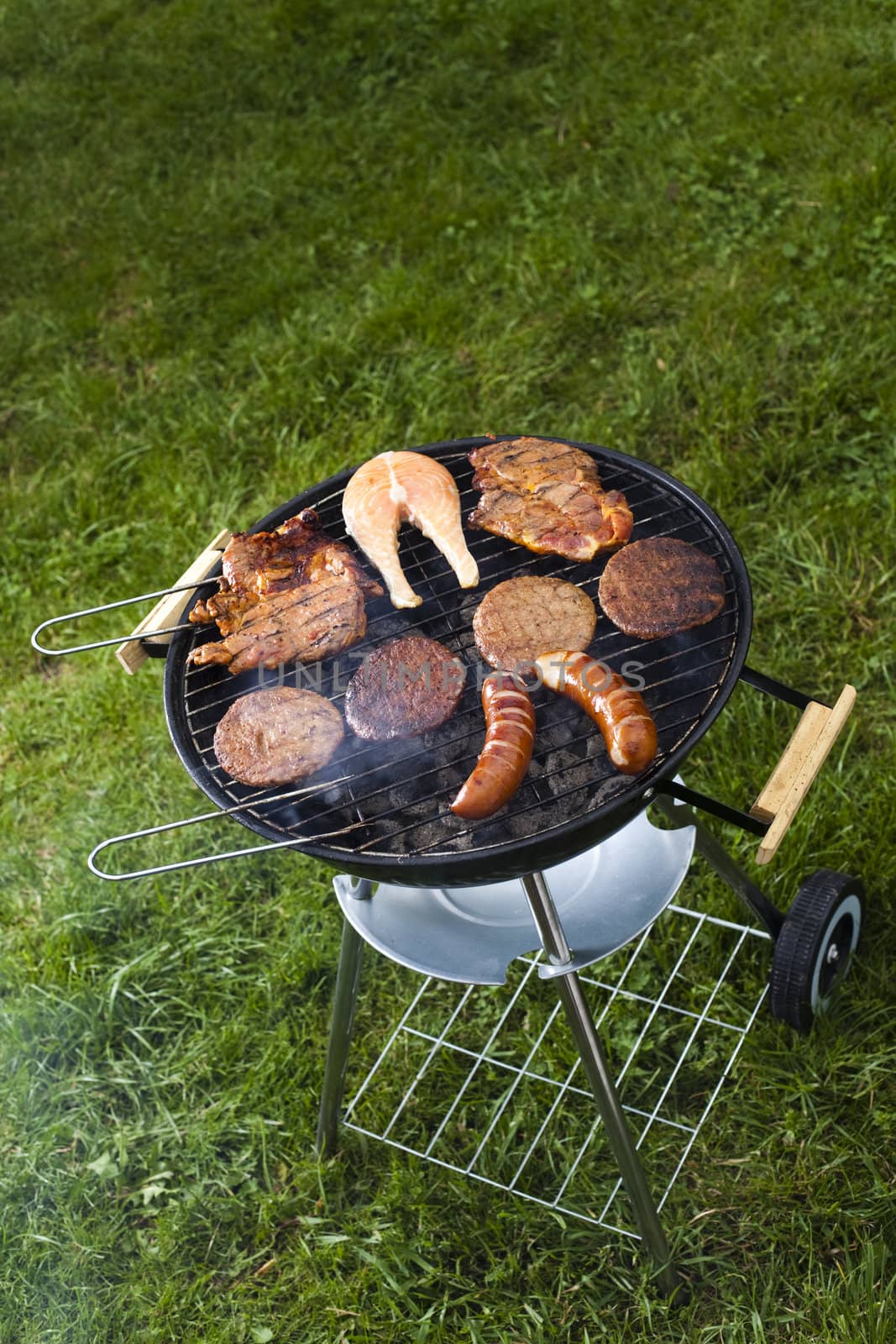 Grilling time, Grill