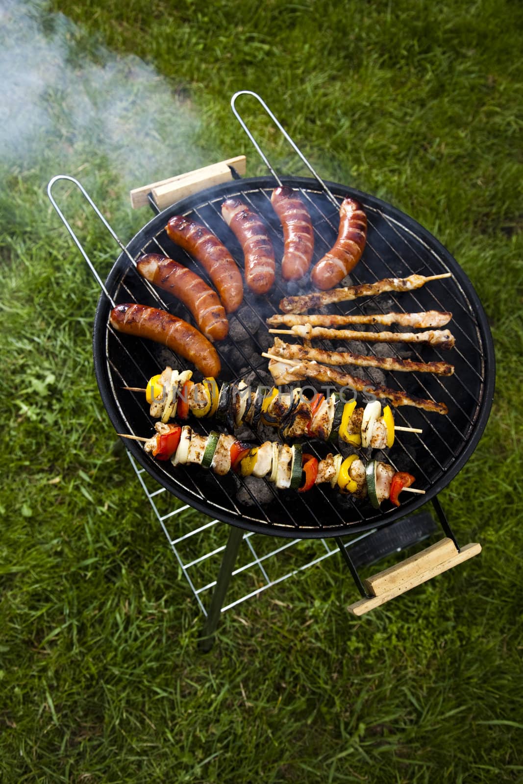 Grilling time, Grill