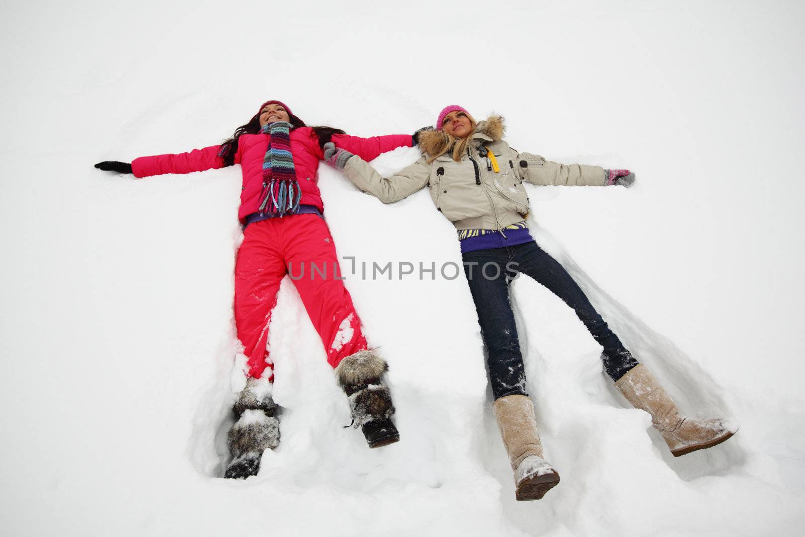 winter woman lay on snow