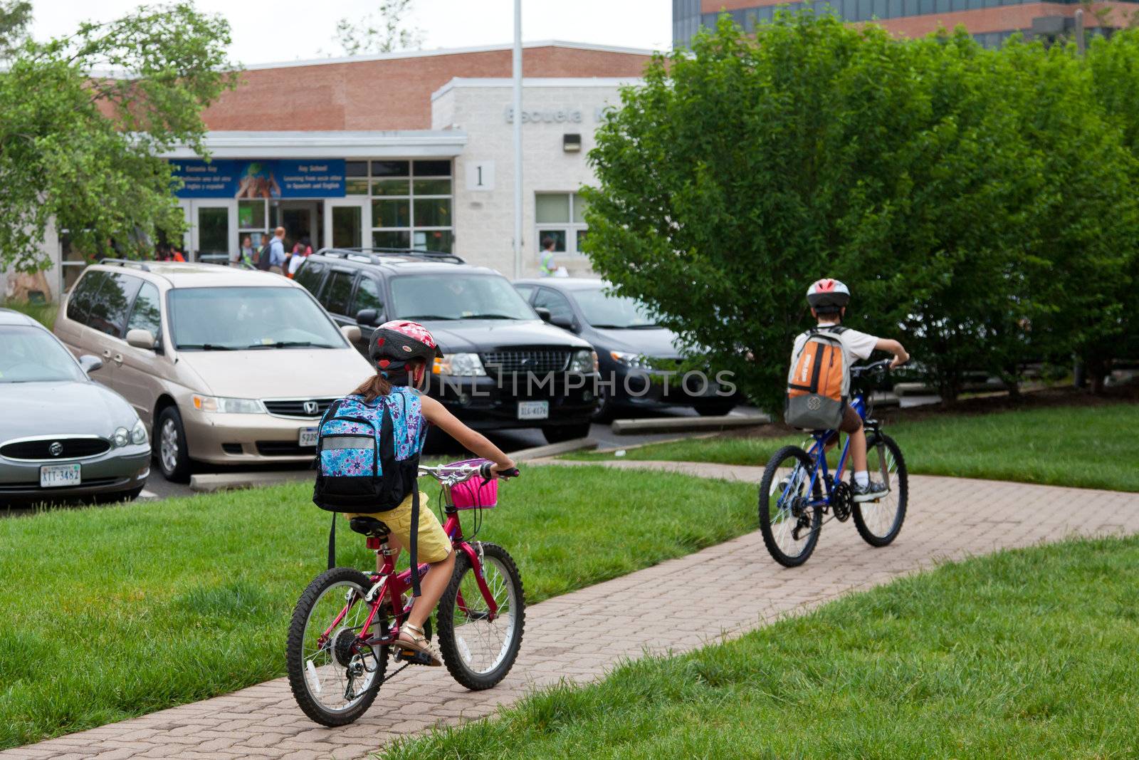 May 9, 2012 - Arlington, Virginia, USA - National Bike to School Day, Key School Escuela Key Elementary (Credit Image: © Dasha Rosato)