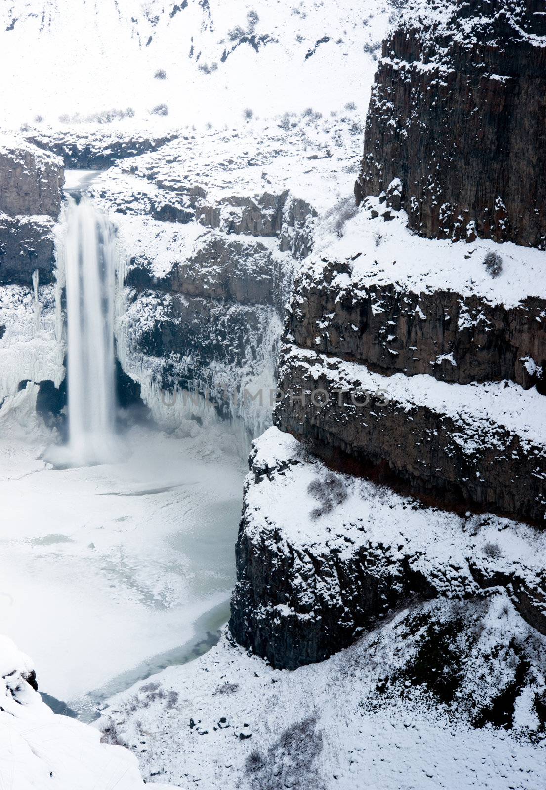 Palouse Falls by ChrisBoswell