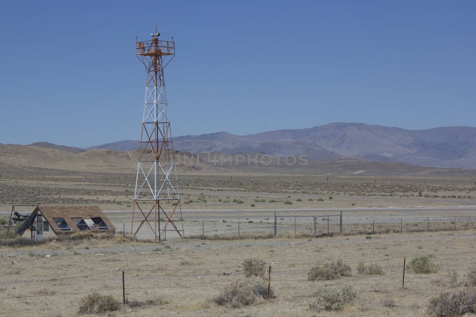 Airport in the middle of the desert with a radar by jeremywhat