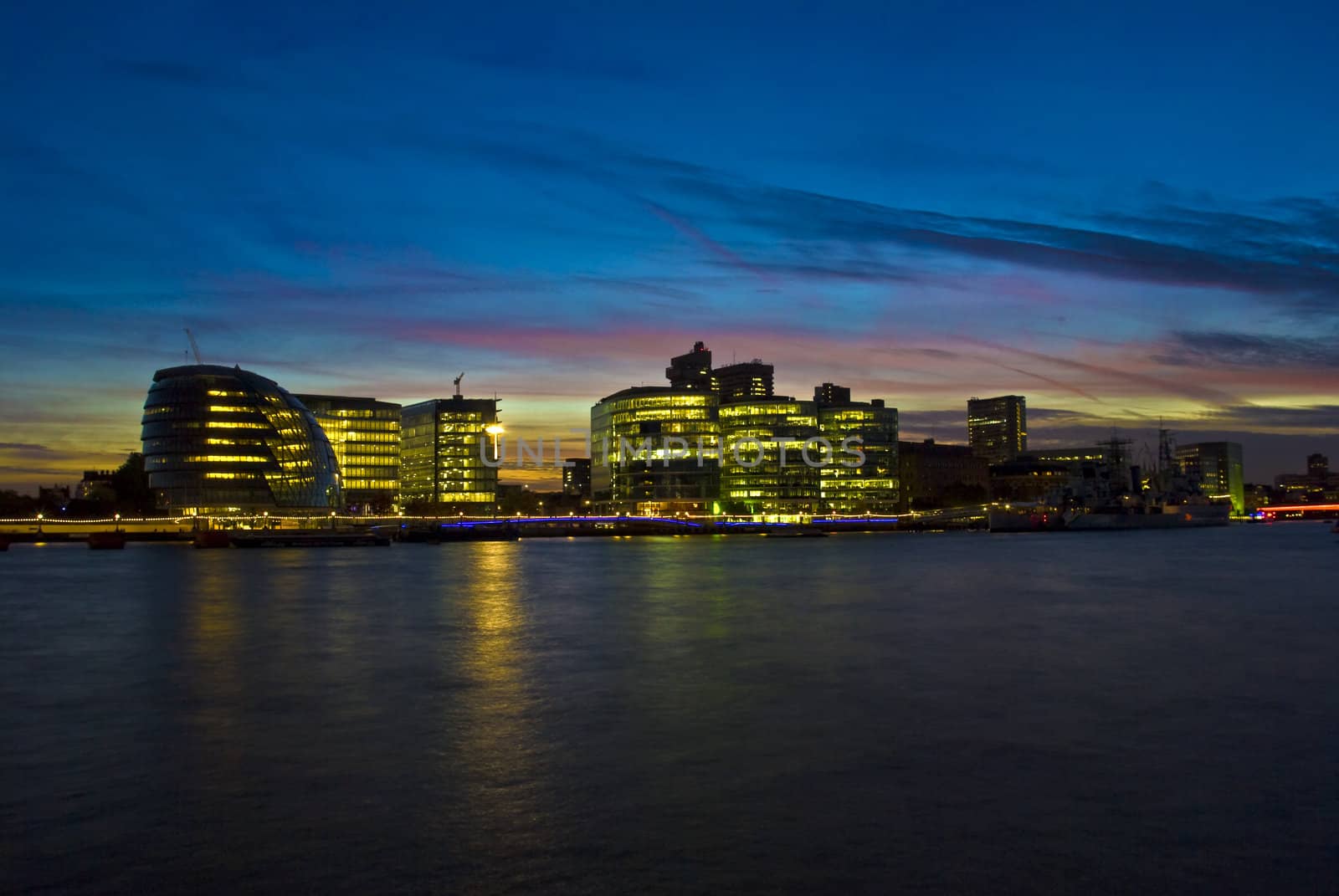 The London city hall at autumn twilight