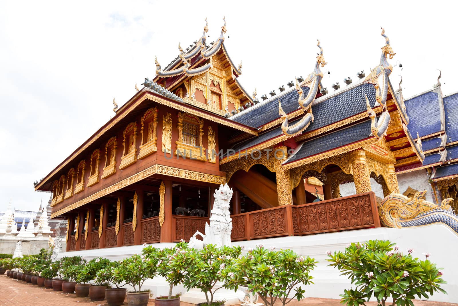 buddhist temple in thailand