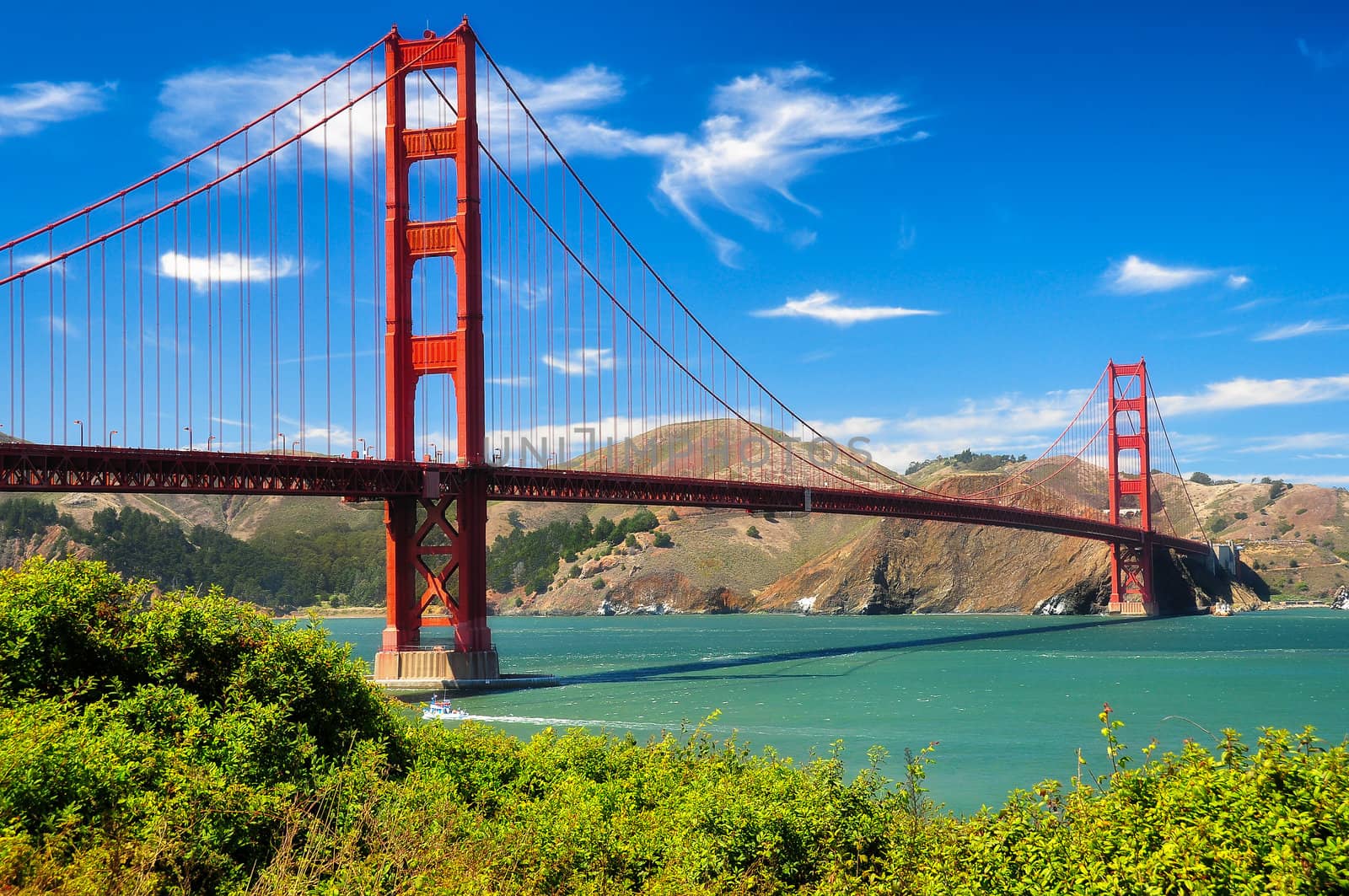 Golden gate bridge vivid day landscape, San Francisco by martinm303