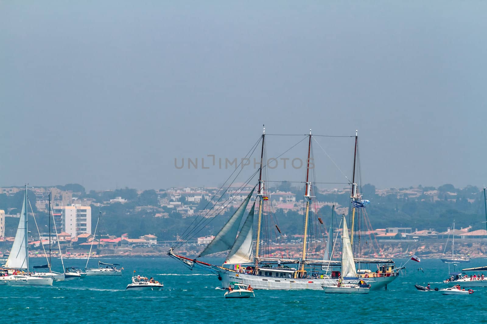 CADIZ, SPAIN - JUL 29: Polish Ship, Kapitan Borchardt setting sail on the Tall ship races 2012 on July 29 , 2012, in Cadiz , Spain