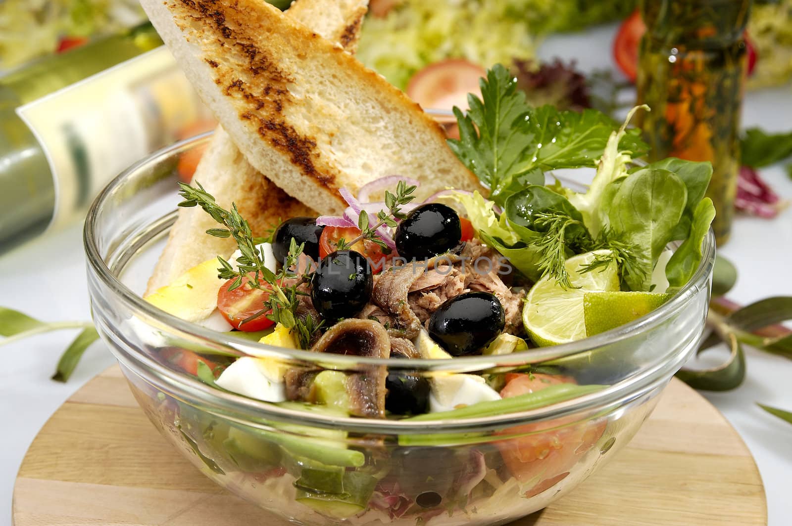 Anchovy salad w olives and french bread