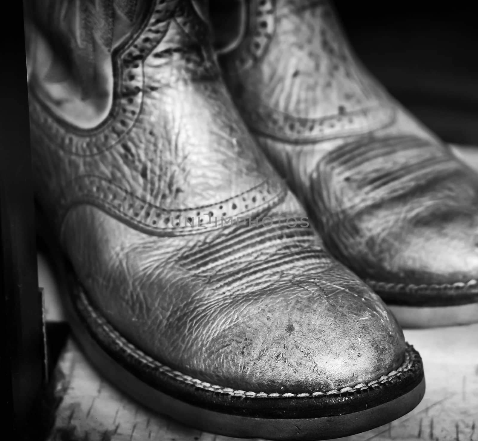 Worn Men's Shoes by wolterk