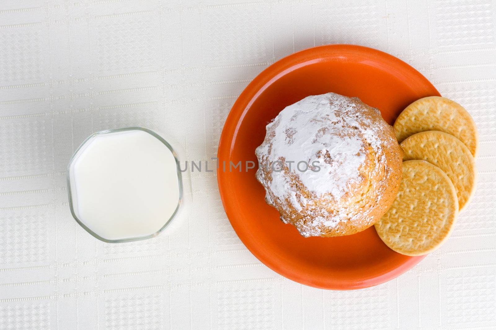 Healthy breakfast - milk and pastry