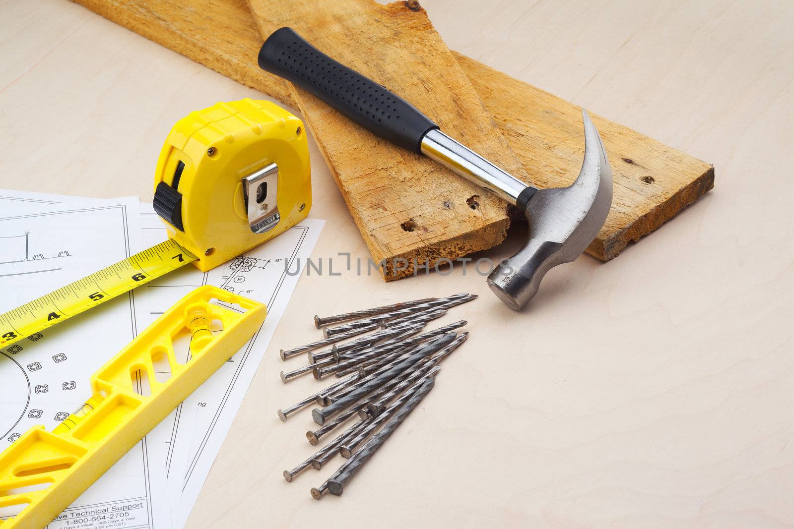 tools for the carpenter by kozzi