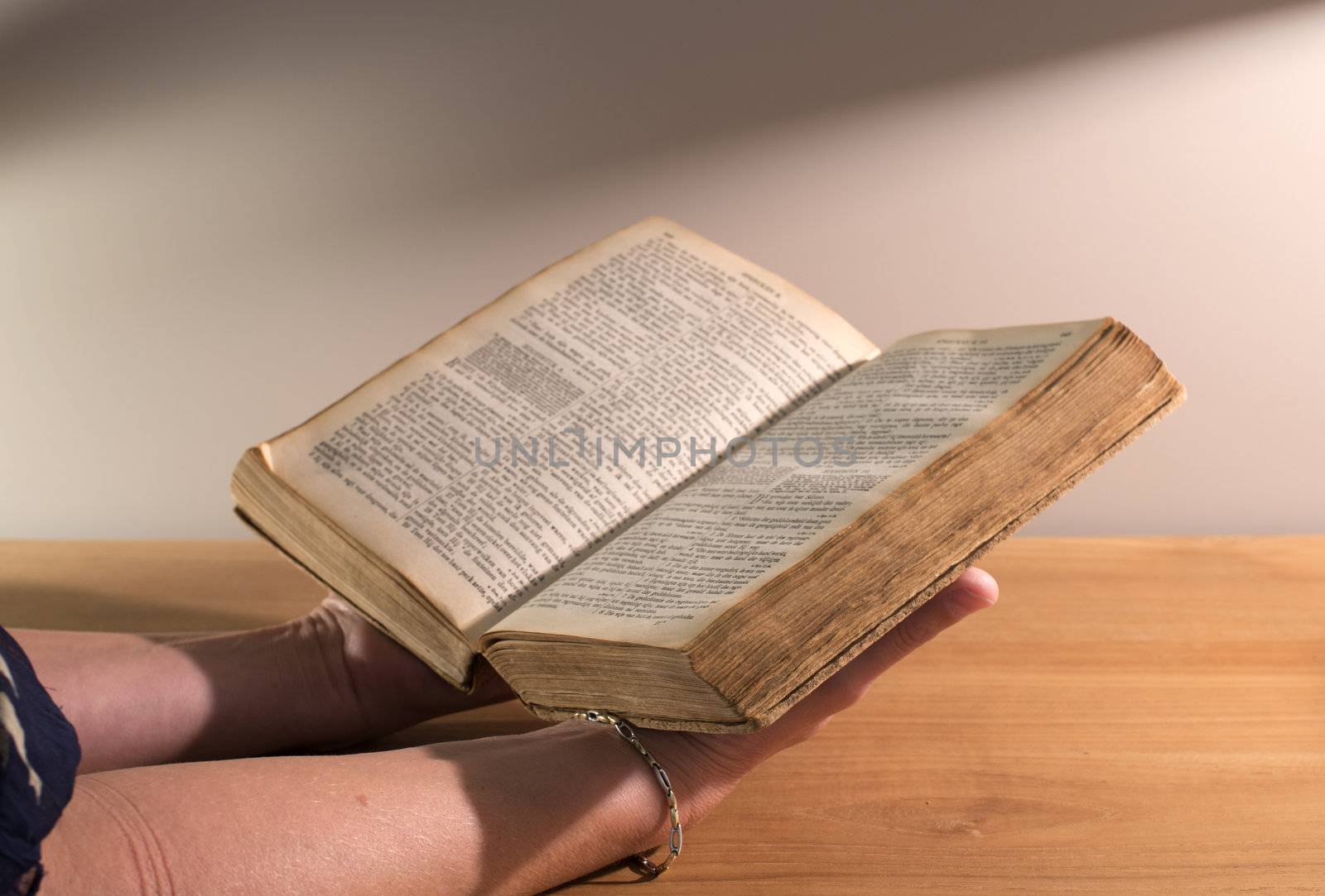 woman with dutch bible in her hands