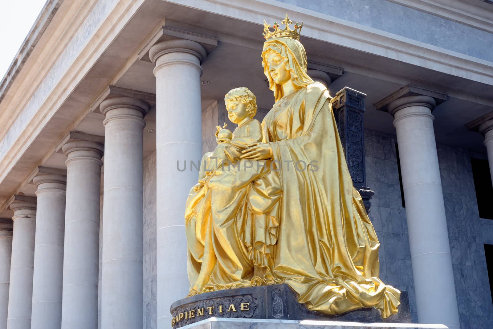 Golden Blessed Virgin Mary with baby Jesus. by ngungfoto